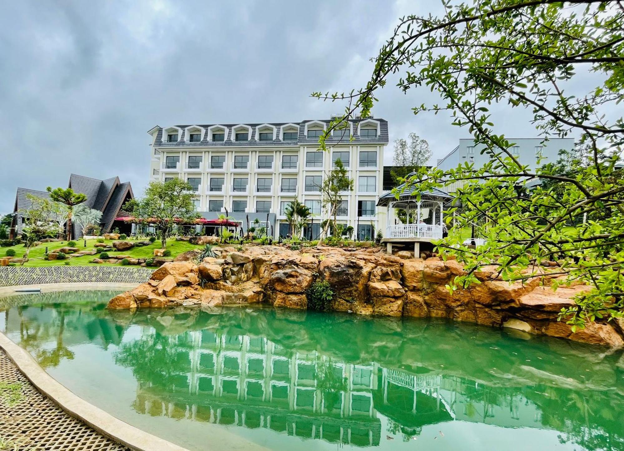 Sunflower Hotel & Resort เบ๋าลอก ภายนอก รูปภาพ